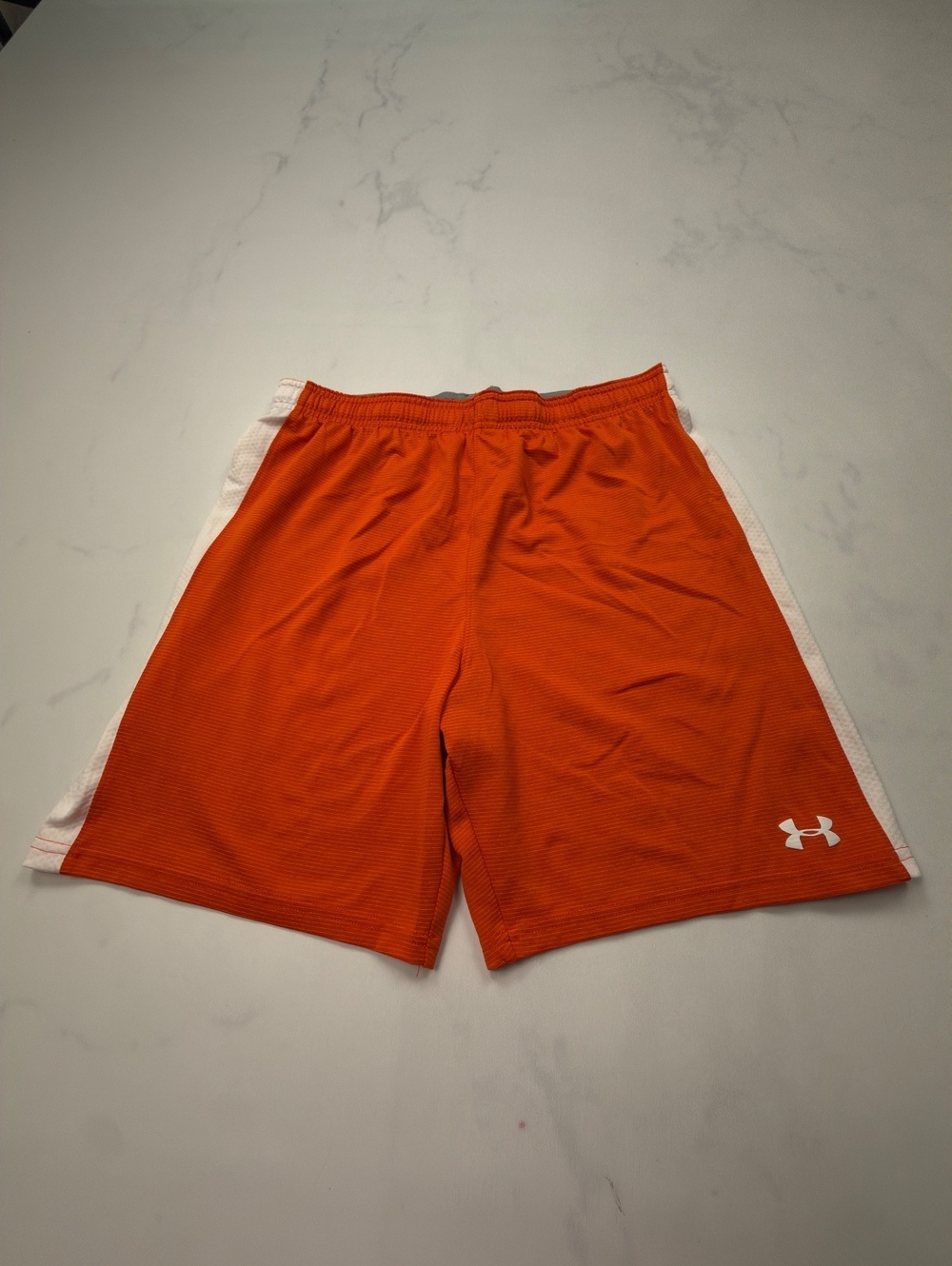 Under Armour Athletic Shorts Orange 2010s Sporty Casual - Boys XL